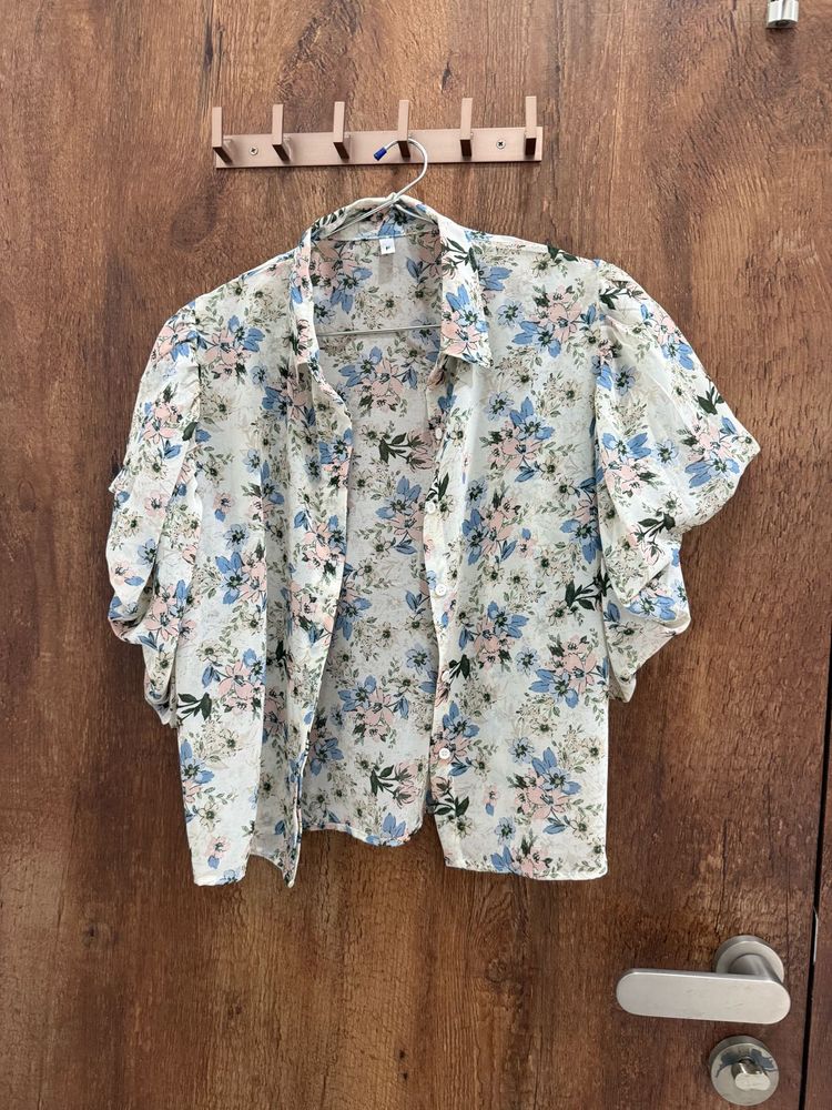 Sheer Floral butterfly Sleeve top