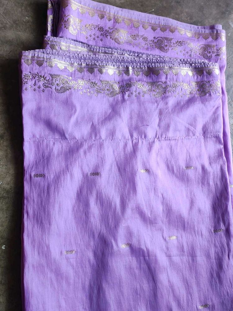 Elegant Lavender Saree with Gold Border