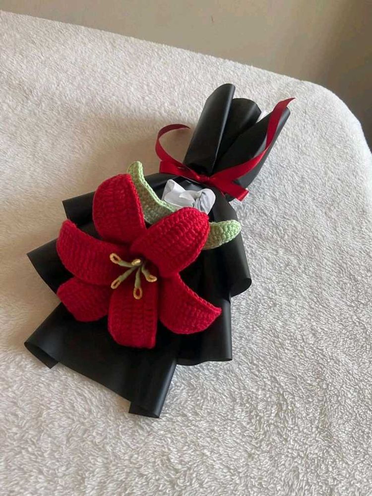 Crocheted Flower Bouquet