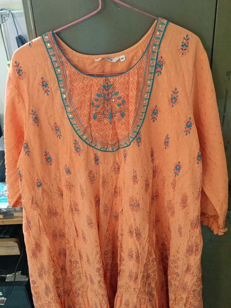 Peach Printed women kurti