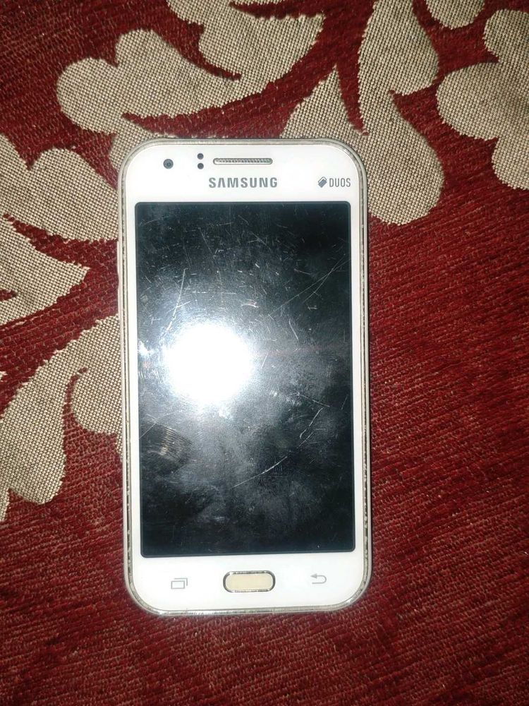 Samsung J1