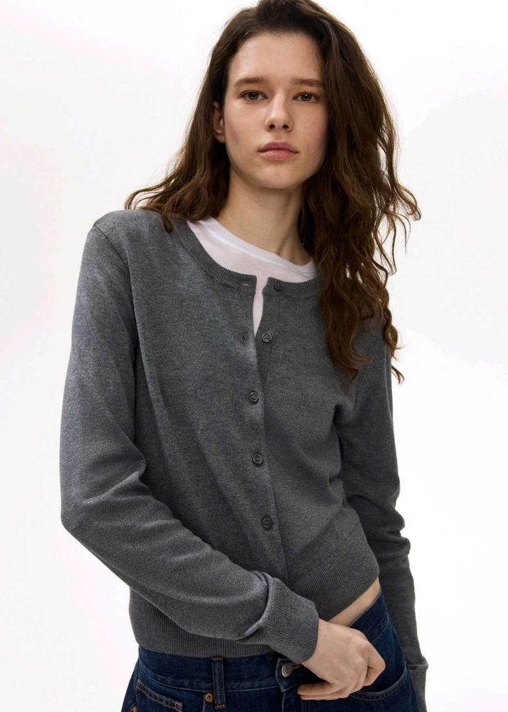 GAP Women's Slim Crewneck Cardigan