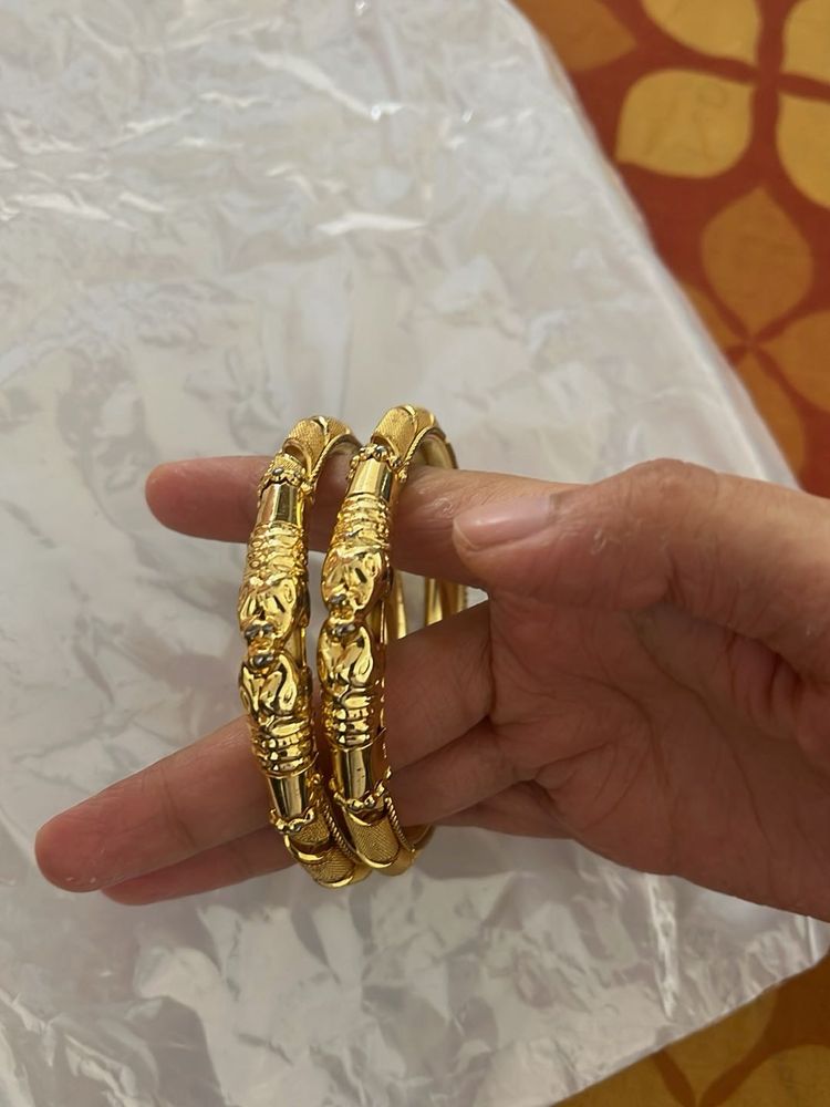 Golden Elephant Bangle Set