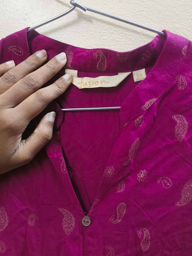 2 kurtas , purple and light green