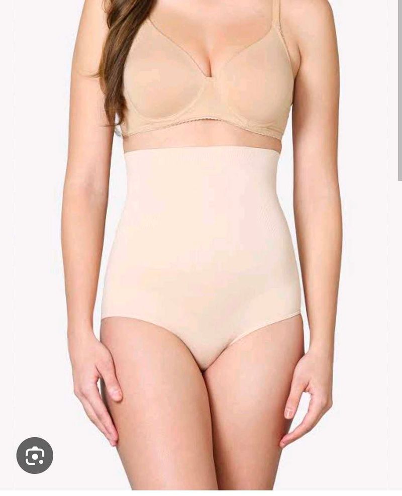 h&amp;m High waist shapewear with bra