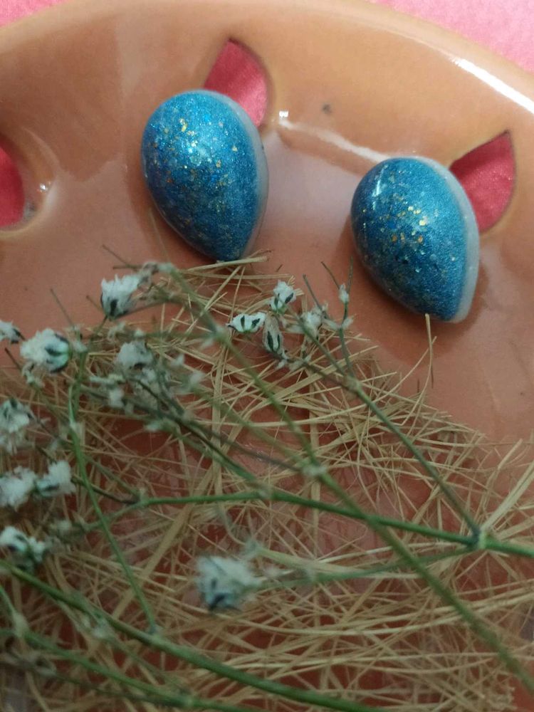 Sparkling Blue Egg Charms