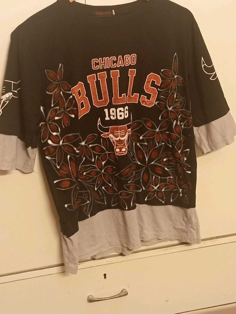 Chicago Bulls Layered T-Shirt