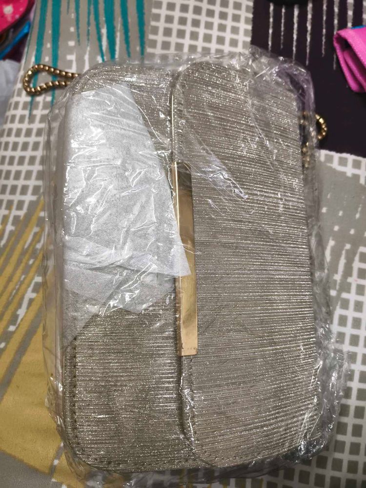 New without tag Sparkling Party clutch