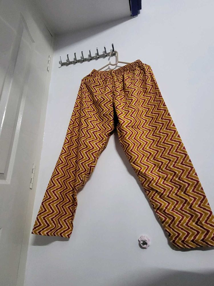 Stylish Zigzag Print Palazzos