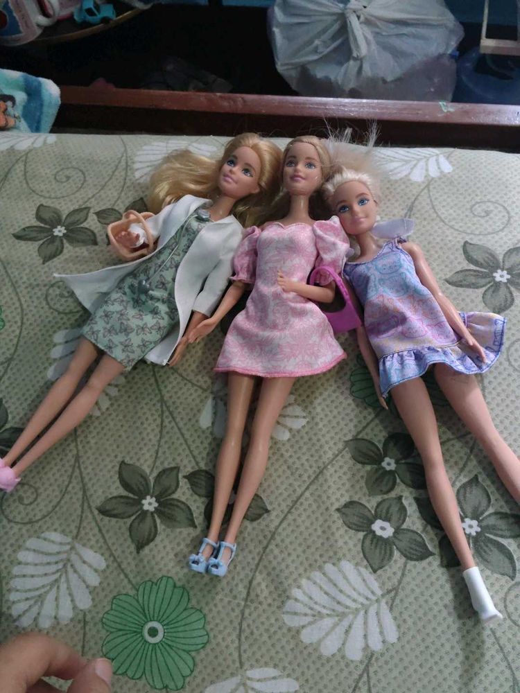 Barbie Doll Bundle - 3 Dolls