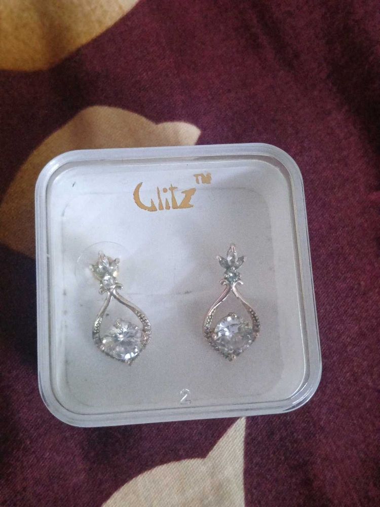 Elegant Glitz Earrings with Crystals