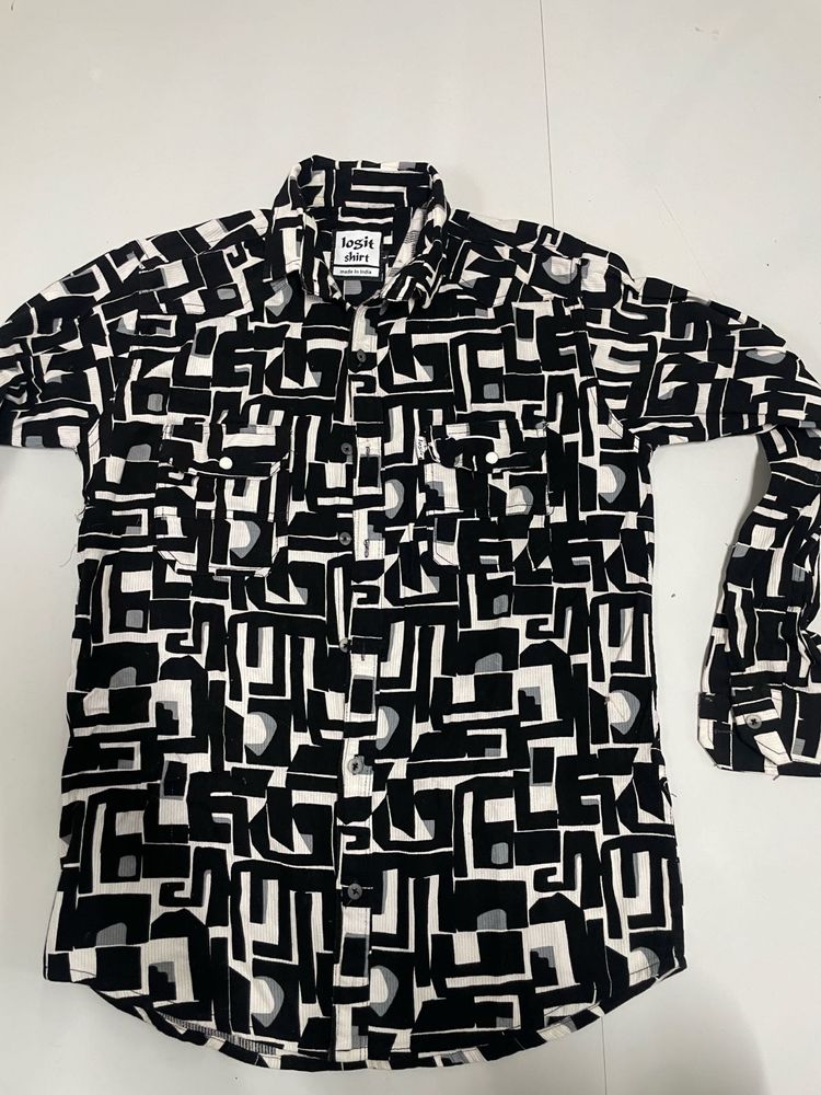 shirt black and white