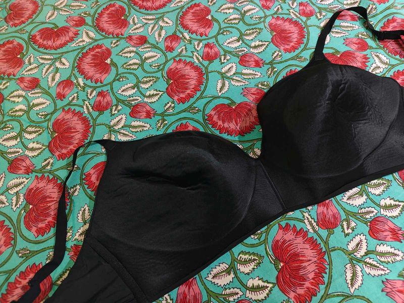 Black Padded Bra