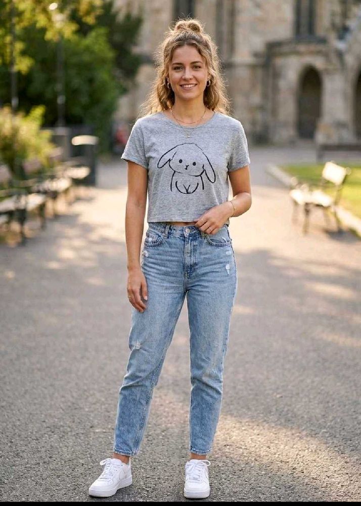Cute Graphic Crop T-Shirt