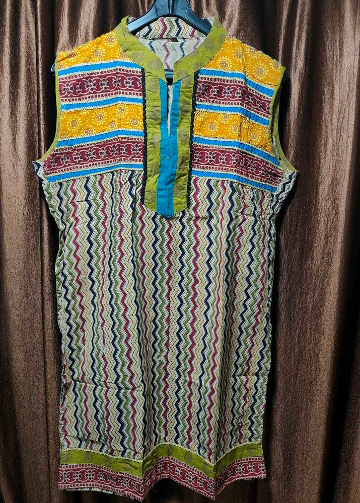 Vibrant Ethnic Sleeveless Kurti