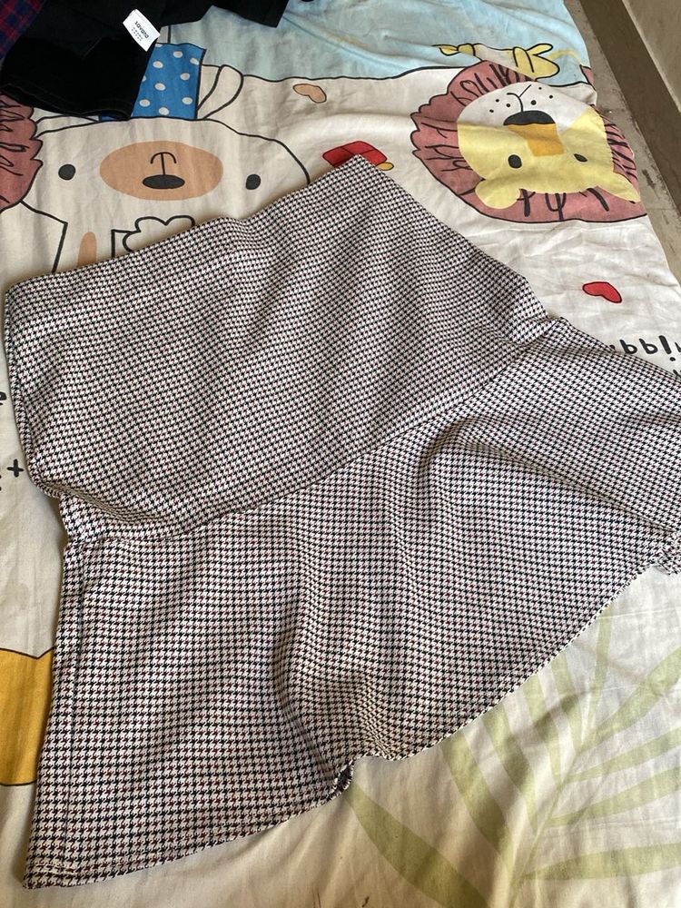 Houndstooth Skirt