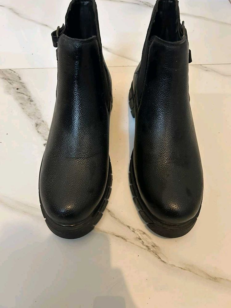 Black Leather Chunky Boots