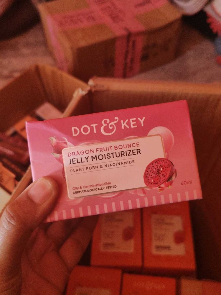 DOT &amp; KEY Dragon Fruit Jelly Moisturizer