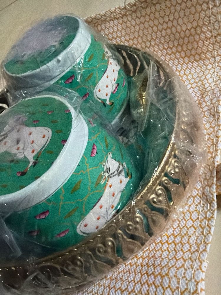 dry fruit tray with jar