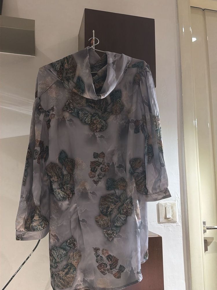 Floral Print Tunic Top