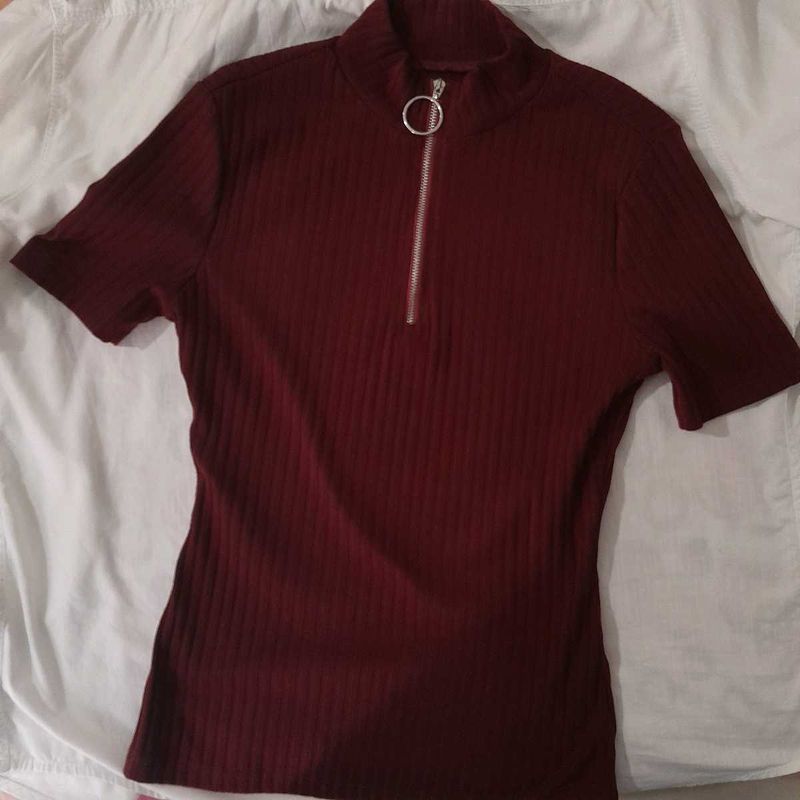 Burgundy Ribbed Zip-Up Top