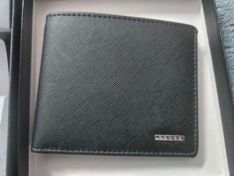 Cross: Classic Black Bi-Fold Wallet