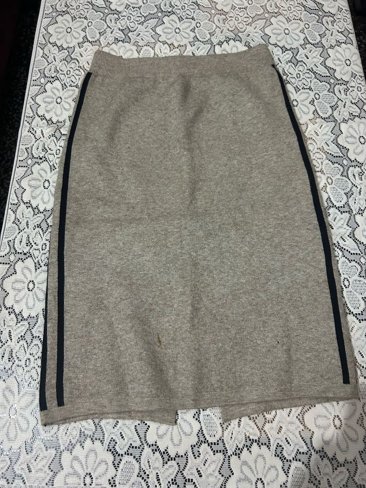 khaki wool Skirt with Black Stripe Detail