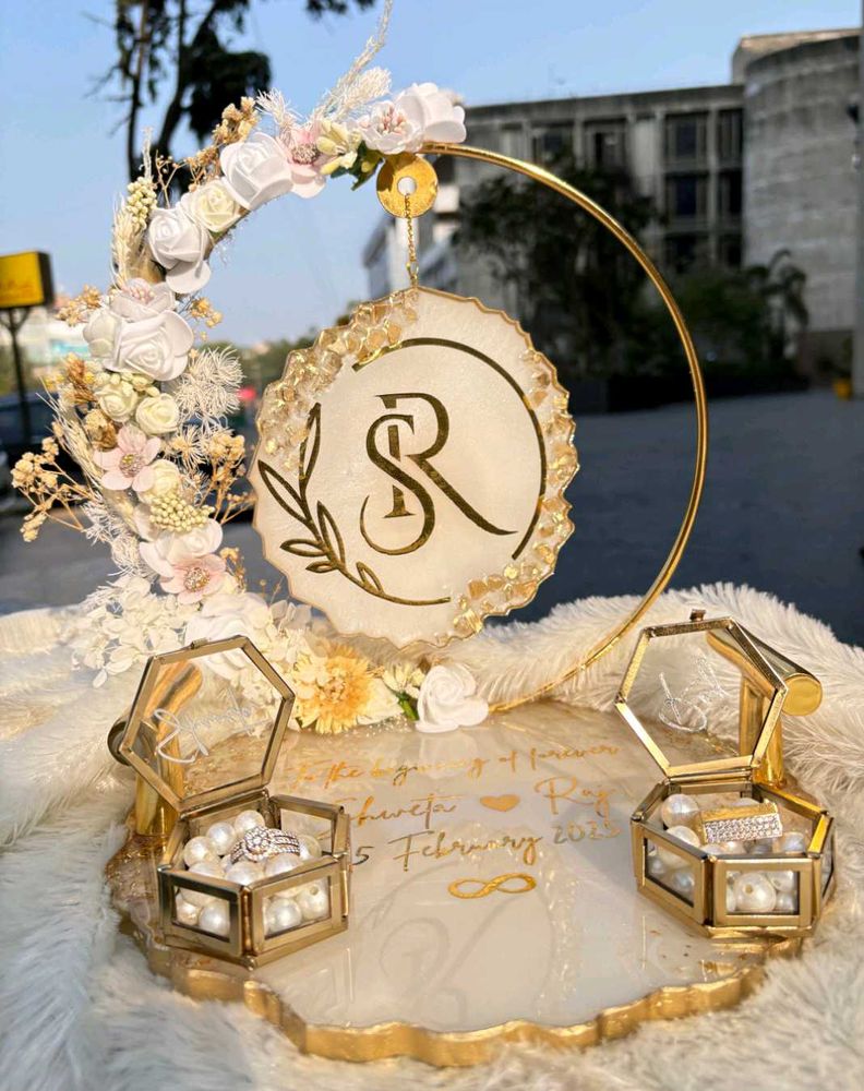 Elegant Decorative Ring Tray