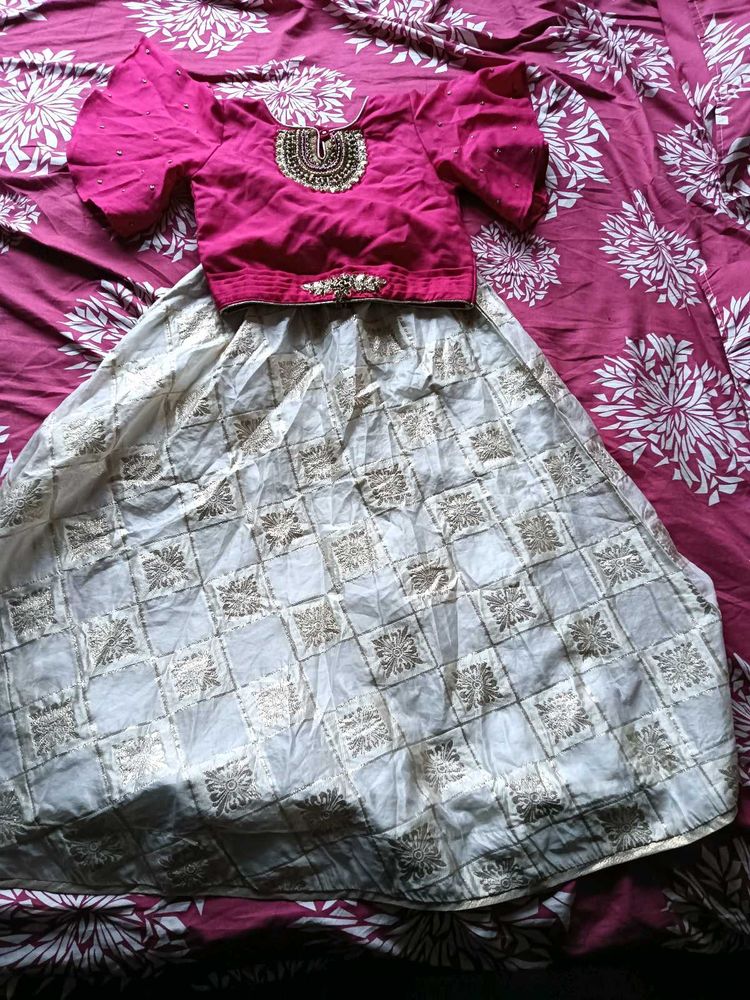 Beautiful Pink &amp; White Lehenga Choli Set