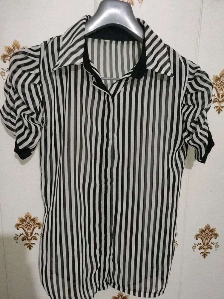 Striped V Neck Short Puff Sleeve Top