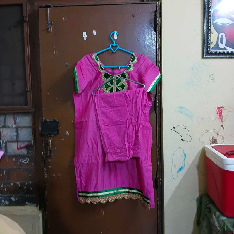 Pink Kurta Set with Green Embroidery