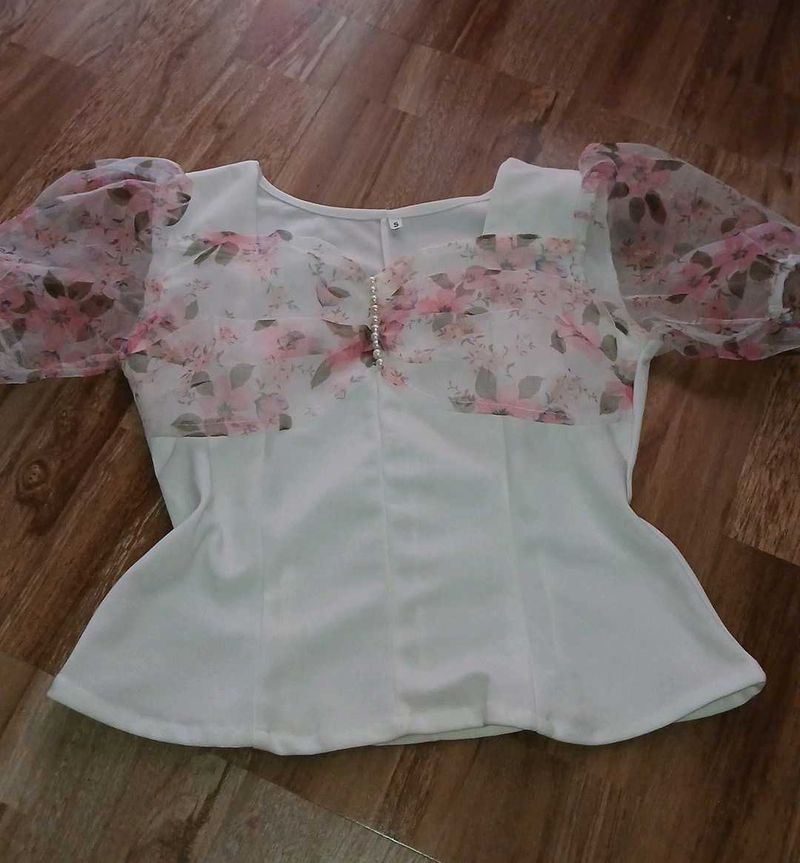 Sheer Floral Sleeve Peplum Top