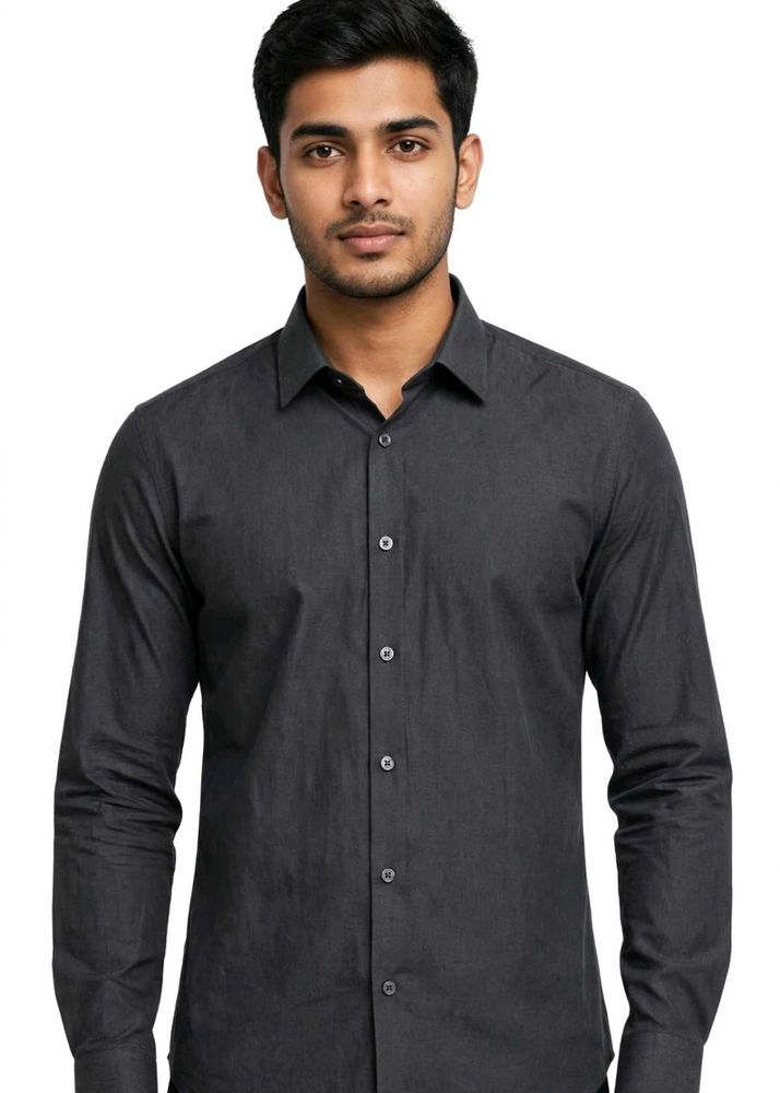 Men's Charcoal Grey Button-Up Shirt