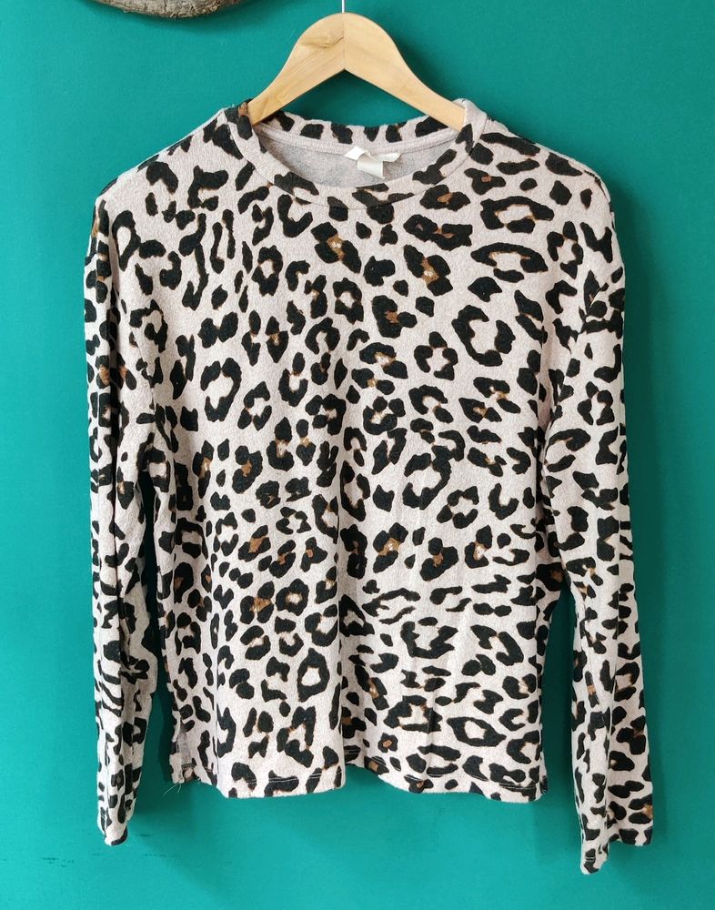 H&amp;M Animal Print Sweater in S