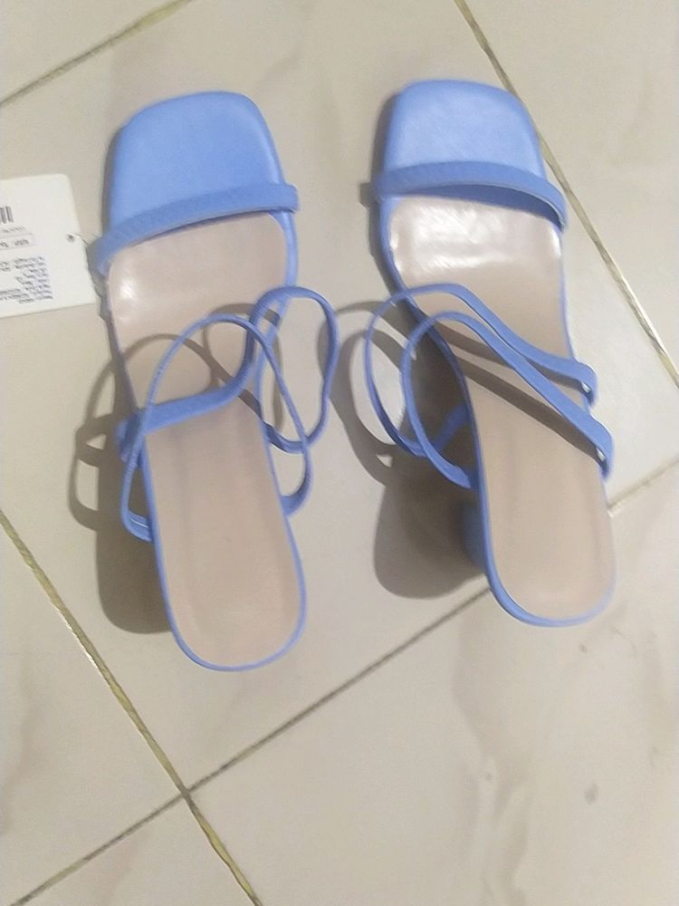 Trendy heels Uk7 Eu 40