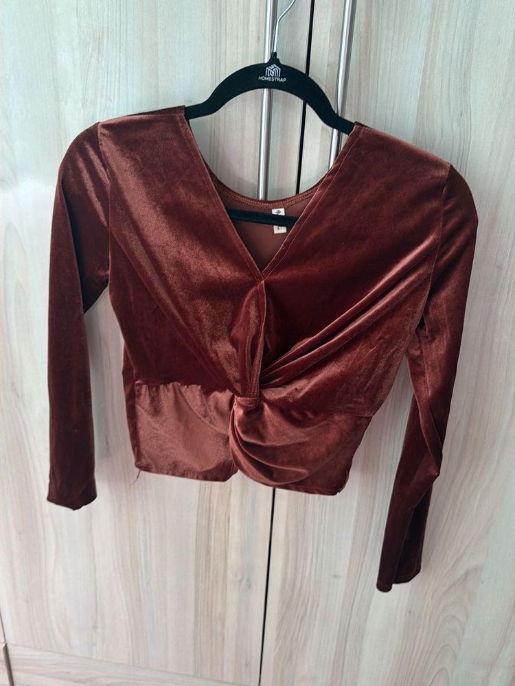 velvet crop top