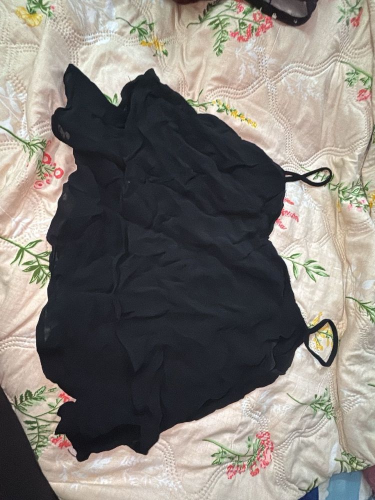 Black Sleeveless Top