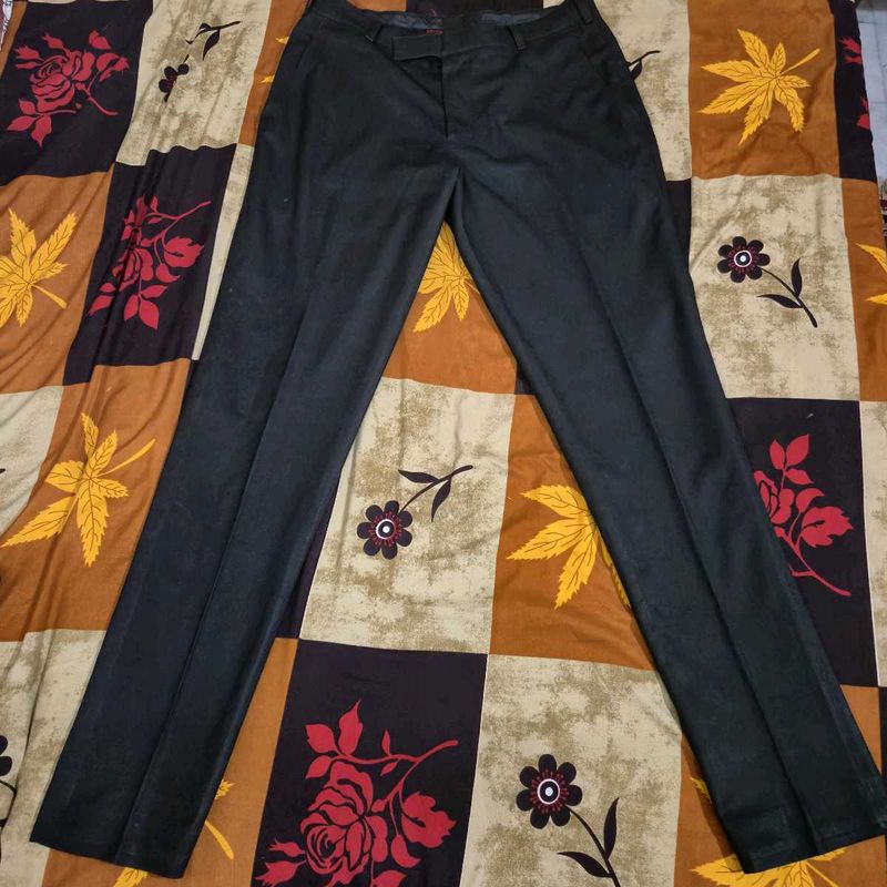 Classic Black Pant