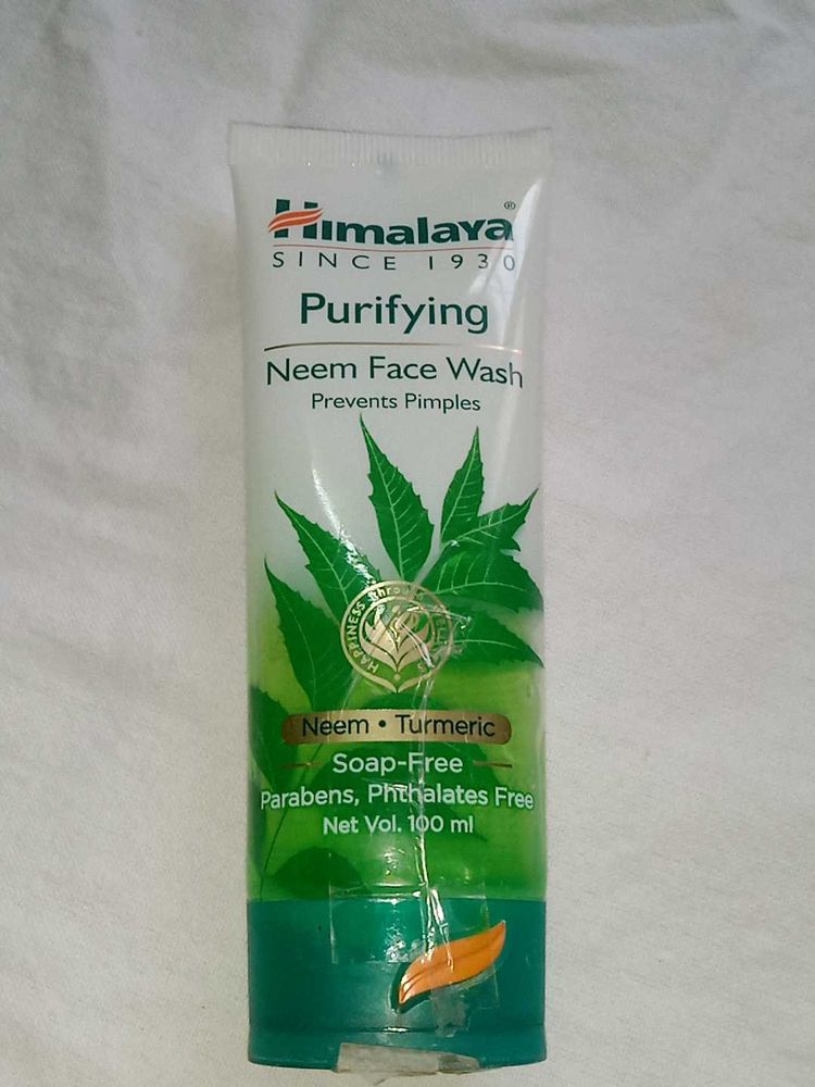 Himalaya Purifying Neem Face Wash