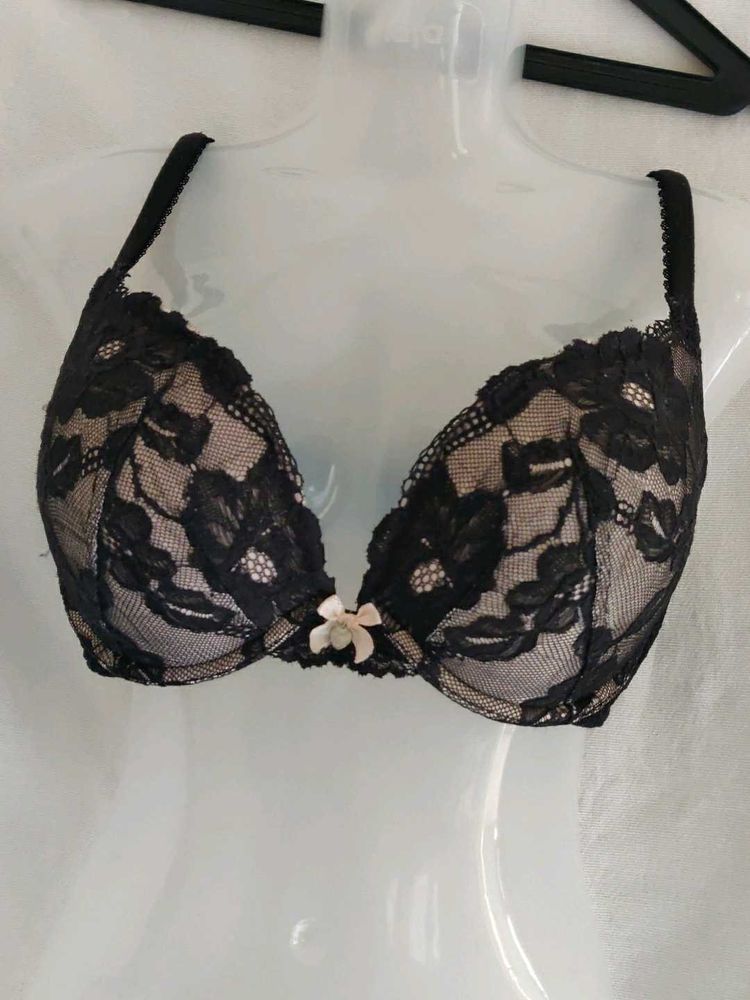 victoria's secret Black Lace Bra