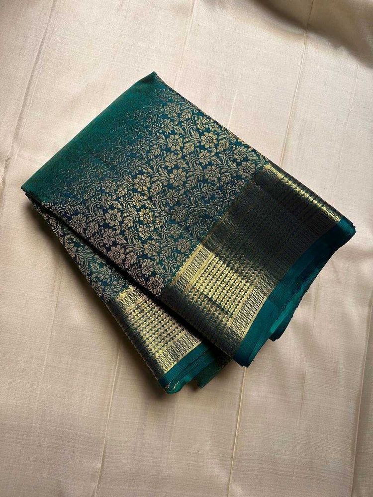 Elegant Teal Silk Saree with Gold Border