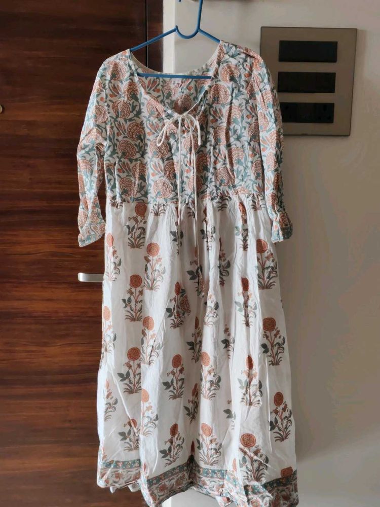 Floral Print Dress look Like New