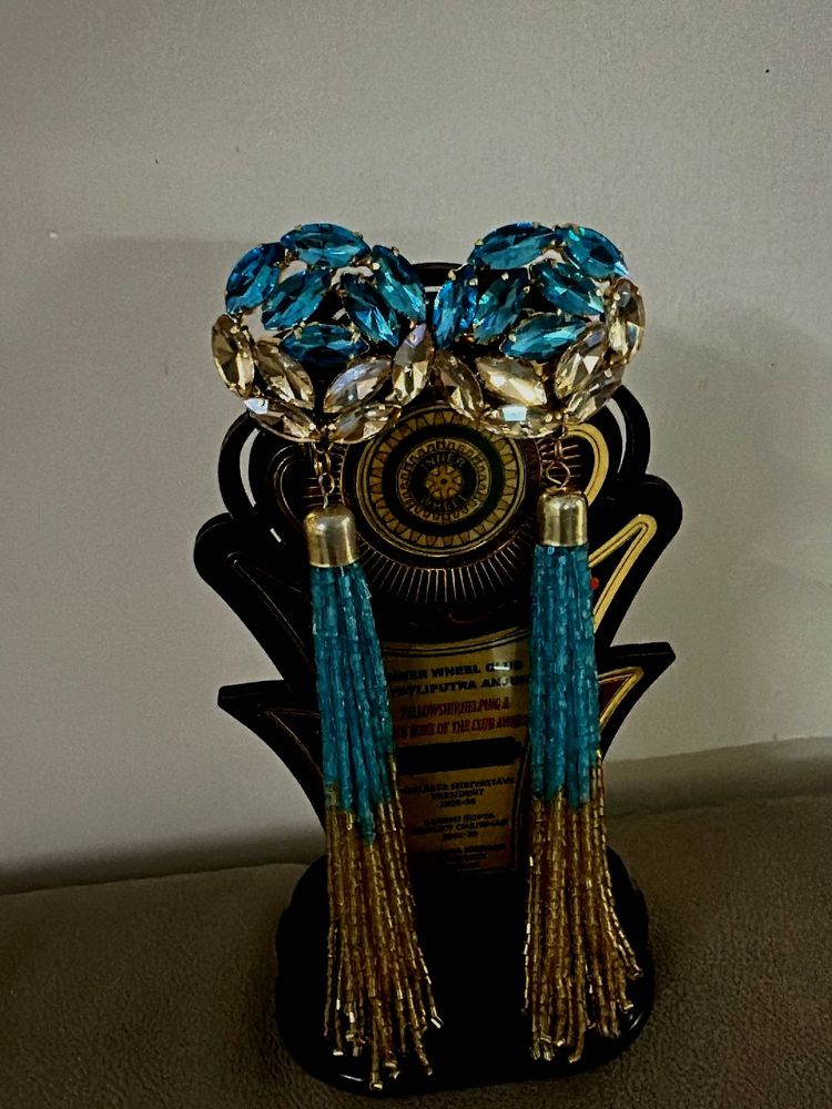 Stunning Teal &amp; Gold Tassel Earrings