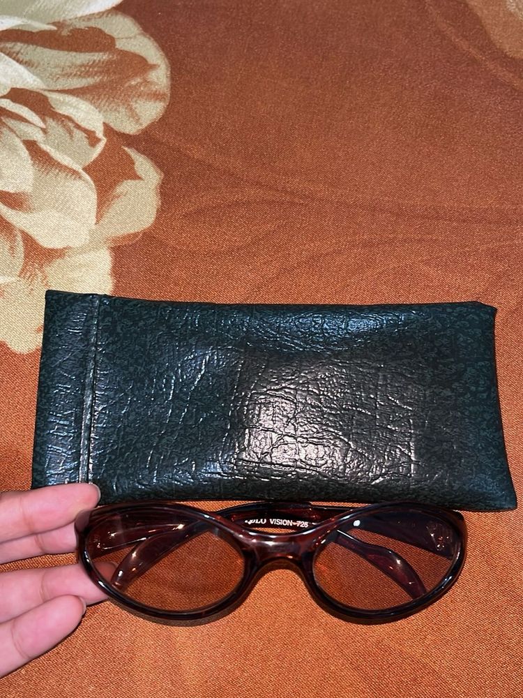 Stylish Brown Sunglasses with Case