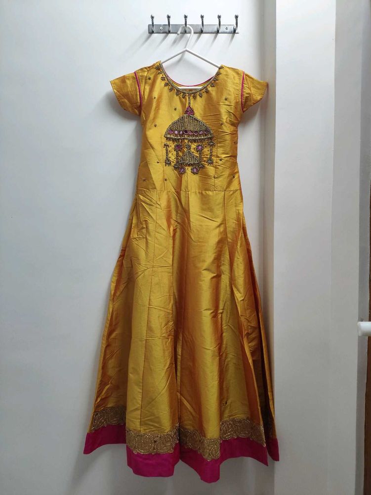 Elegant Gold Ethnic Gown