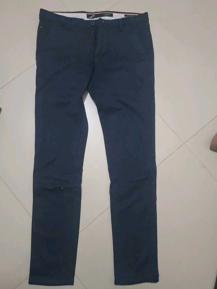 men's navy blue jeans