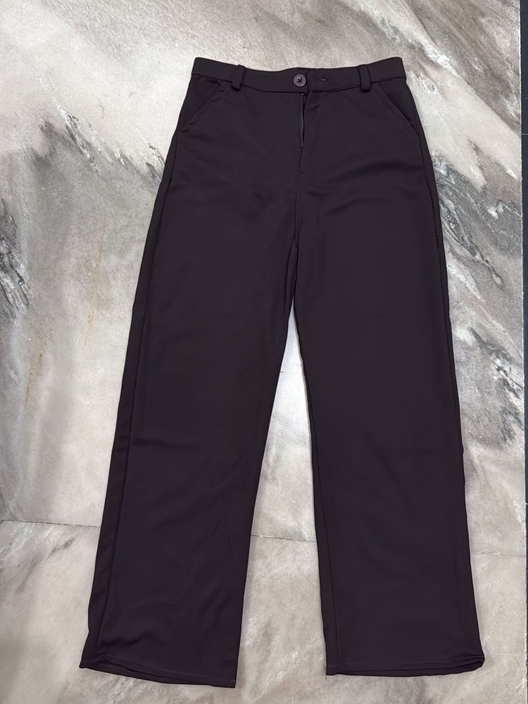 Straight leg pants