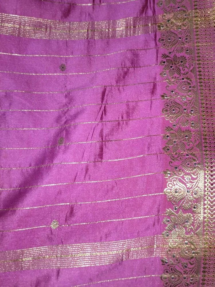 Elegant Pink Saree with Gold Border