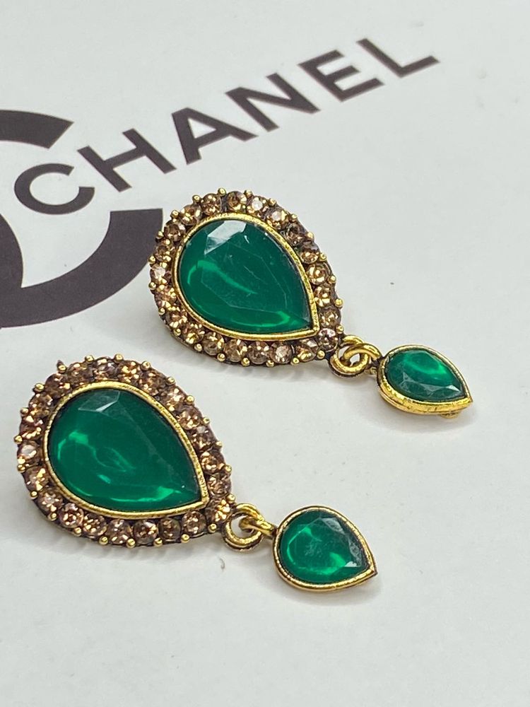 Elegant Green Drop Earrings