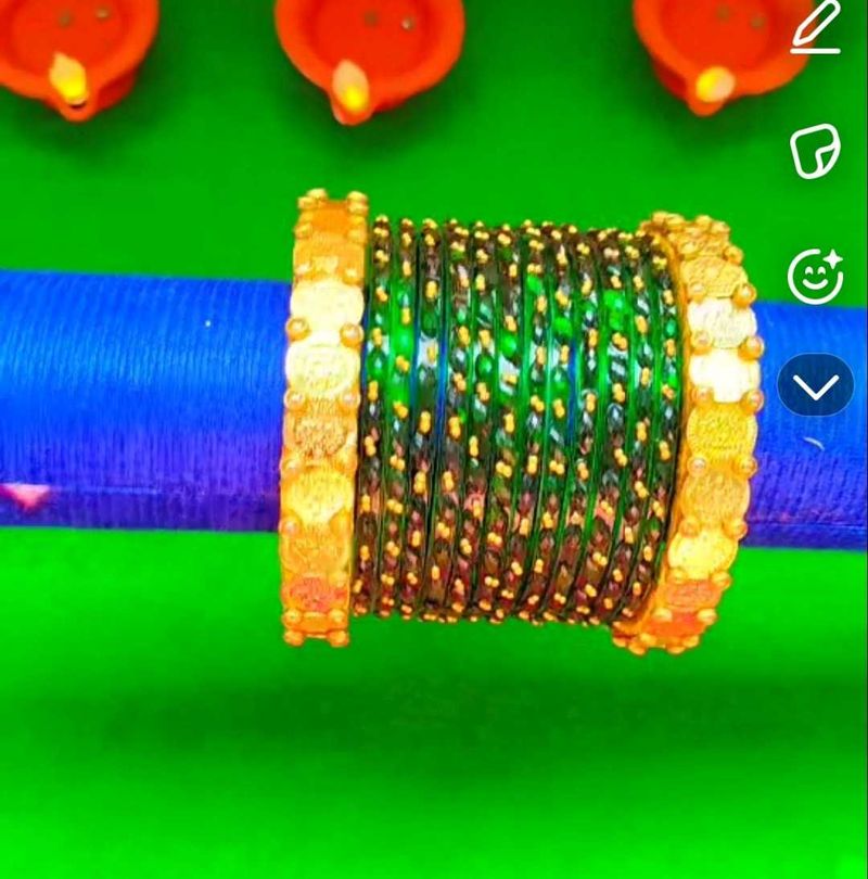 Lakshmi kasullu Bangles with glass bangle